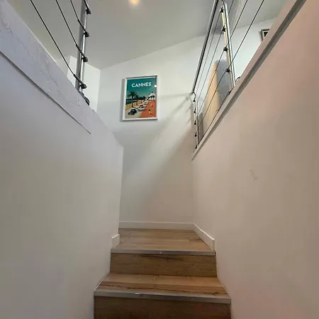 Lovely One-bedroom Apt- Picasso 4 -stay In